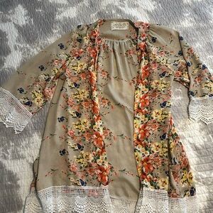 No. 21 Tan and Brown Floral 3/4 Sleeve Blouse